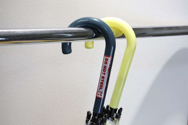 ダイソーの便利アイテム傘デコレーションシール（めじるし1）