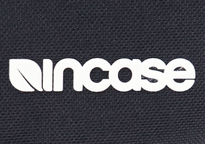 宝島社雑誌付録のMonoMax4月号増刊のIncase（インケース）収納上手になれる！マルチケース3