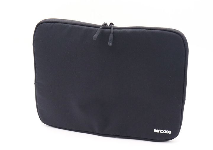 宝島社雑誌付録のMonoMax4月号増刊のIncase（インケース）収納上手になれる！マルチケース2