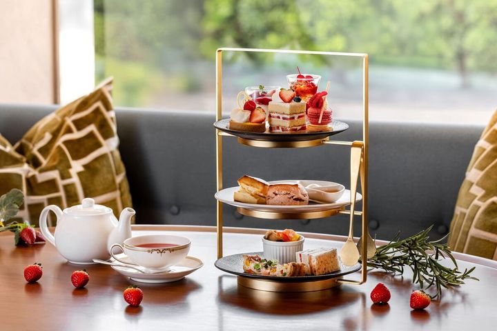 ラウンジ「シーウインド」アフタヌーンティーセット～ストロベリー～