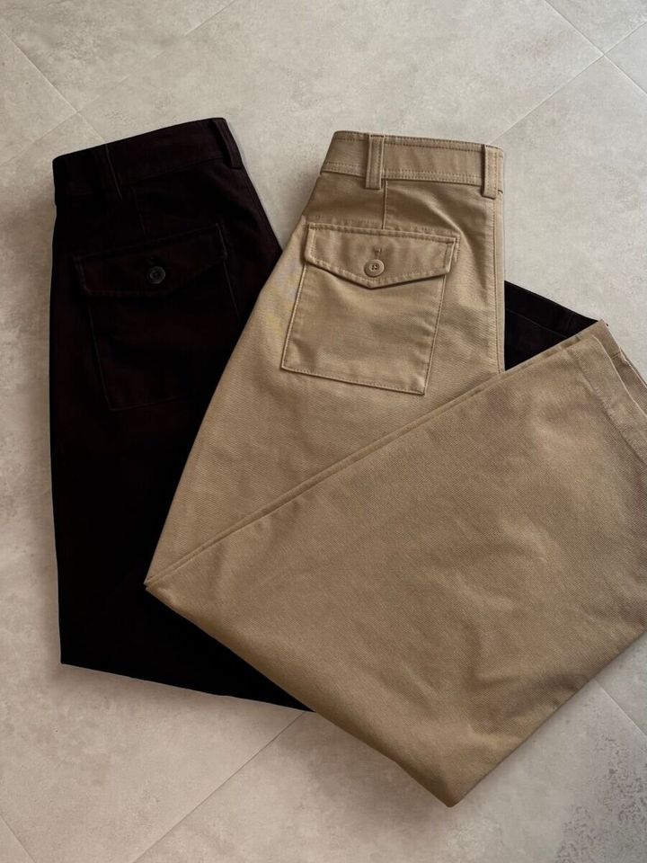 ユニクロジャージーバレルレッグパンツ 後ろポケット