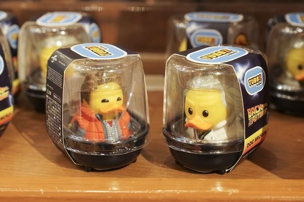 バック・トゥ・ザ・フューチャーのコンビがダックに