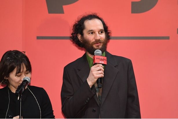 『マーティ・シュプリーム 世界をつかめ』で単独映画デビューを果たしたジョシュ・サフディ監督 [c] 2025 ITTF Rights LLC. All Rights Reserved.