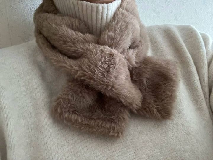 Seria(セリア)：レディースファーマフラー