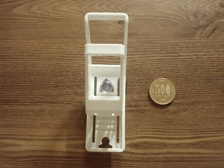 DAISO(ダイソー)：タテ・ヨコスポンジホルダー