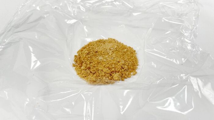 固い「コンソメ」を超簡単に粉末する裏ワザ。たった1分でできちゃった♪