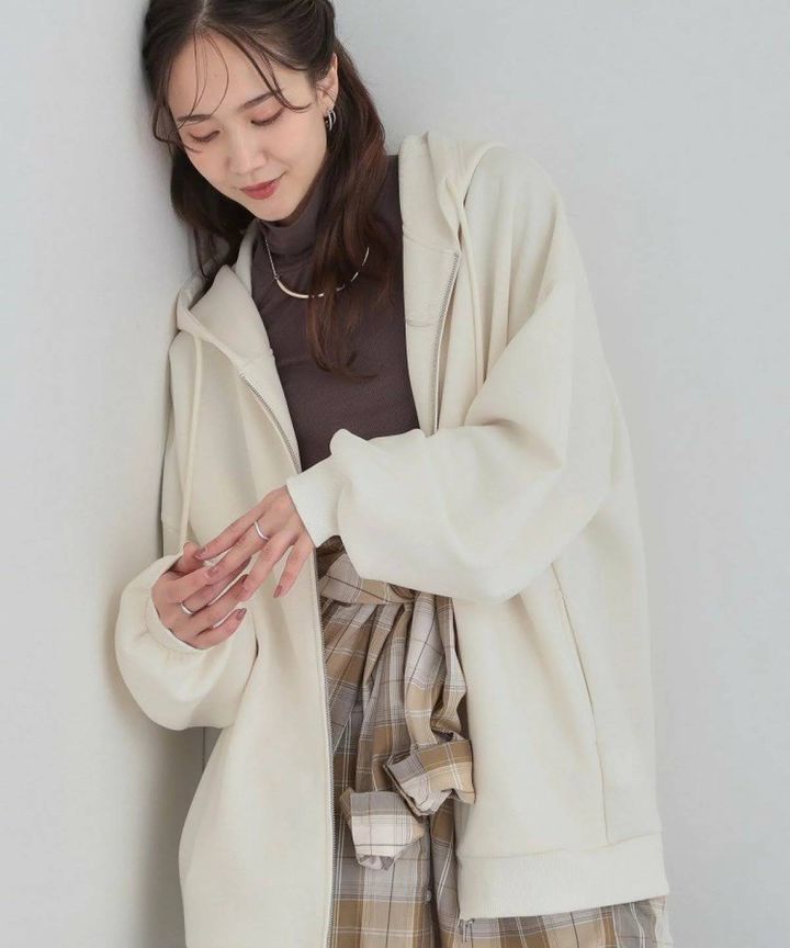 SHOO・LA・RUE オーバーサイズゆるパーカ