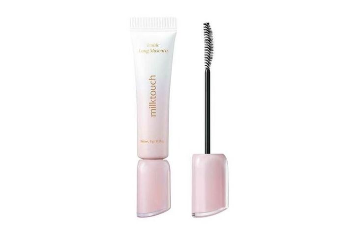 ミルクタッチ アイコニックロングマスカラ 01 ￥1,628／クージー