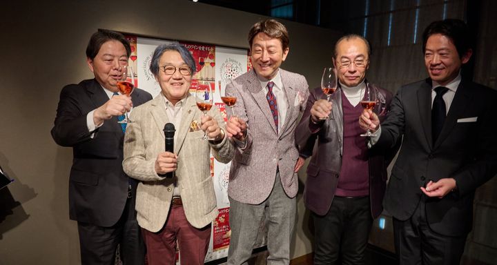 左から林正芳、千住明、辰巳琢郎、田崎真也、●●の各氏。<br /> 