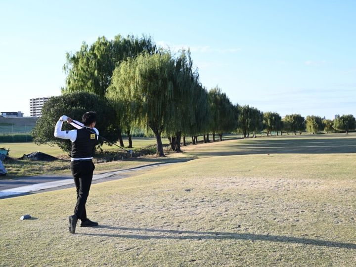 プロが教えるショートコースのメリットとは？上達しやすい活用術を解説