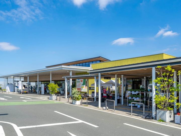 All About ニュース編集部が全国250人を対象に実施した「道の駅に関するアンケート」の調査結果から、好き＆行ってみたい「愛知県の道の駅」ランキングを発表！ 2位「とよはし」を抑えた1位は？