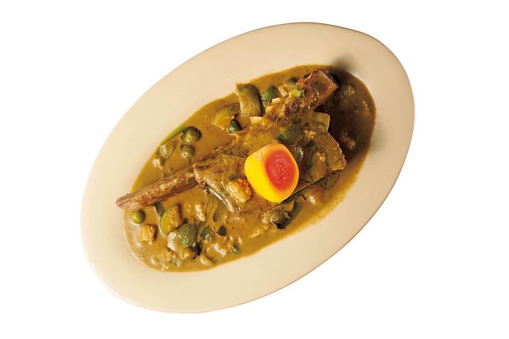 バンコク〈カオ・サン・セーク〉アンガス牛のグリーンカレー