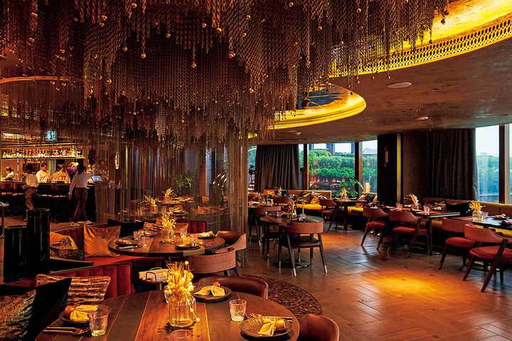 バンコク〈ル・ドゥー・カーン〉内観