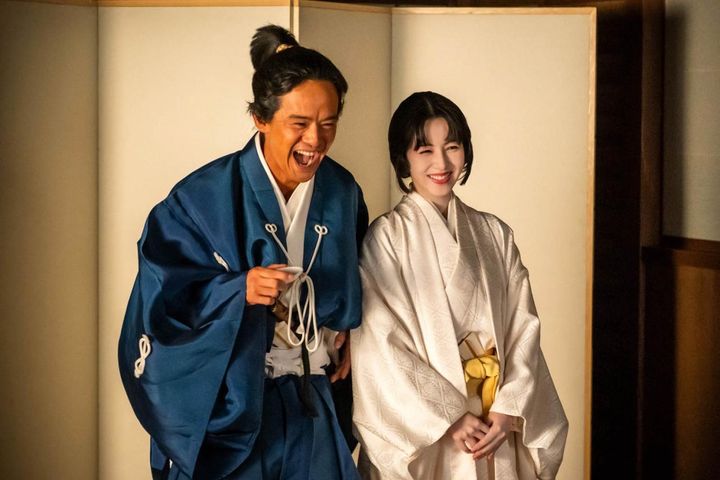 豊臣秀吉（池松壮亮）、寧々／大河ドラマ「豊臣兄弟！」第7回より ©️NHK