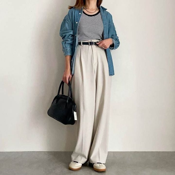 ユニクロタックワイドパンツ デニムシャツコーデ