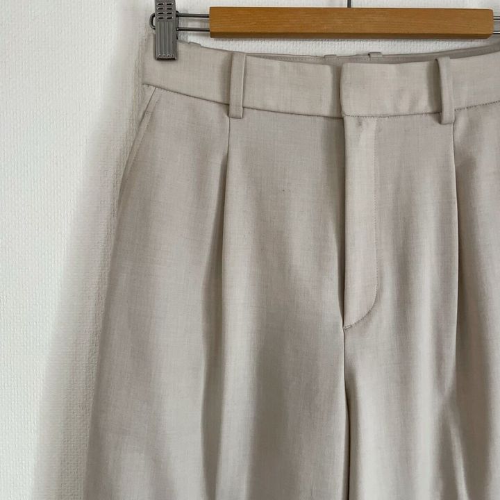 ユニクロタックワイドパンツ NATURAL