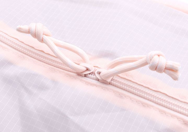 Coleman撥水ボストンバッグピンク編み紐引き手