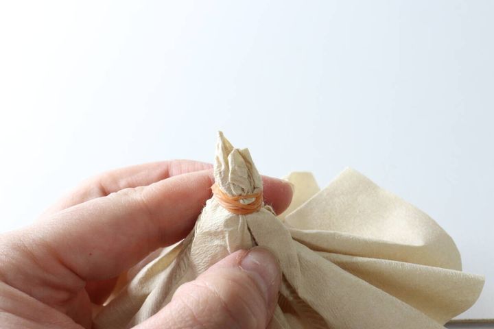 100円ショップのコーヒーフィルターで作る簡易加湿器の作り方2