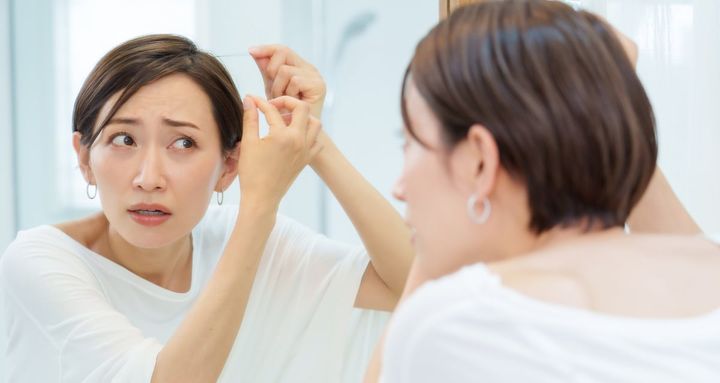 卒業式や入学式の当日に白髪を見つけたときの対処法は？（画像はイメージ）