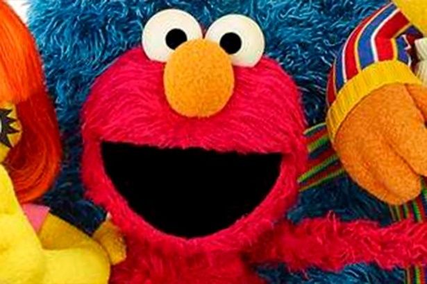 明るく元気なエルモの口ぐせは「エルモ、君のことが大好き！」