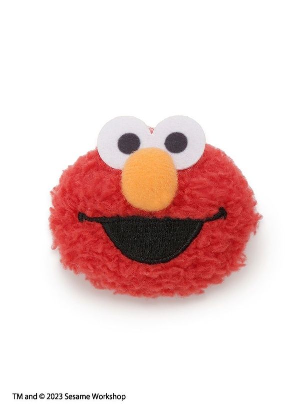 「ぬいぐるみバッジ エルモ」(1100円)