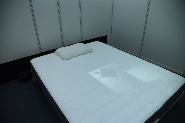 「寝っころプリ」の中には「NELL マットレス」が敷かれている 撮影：ソムタム田井