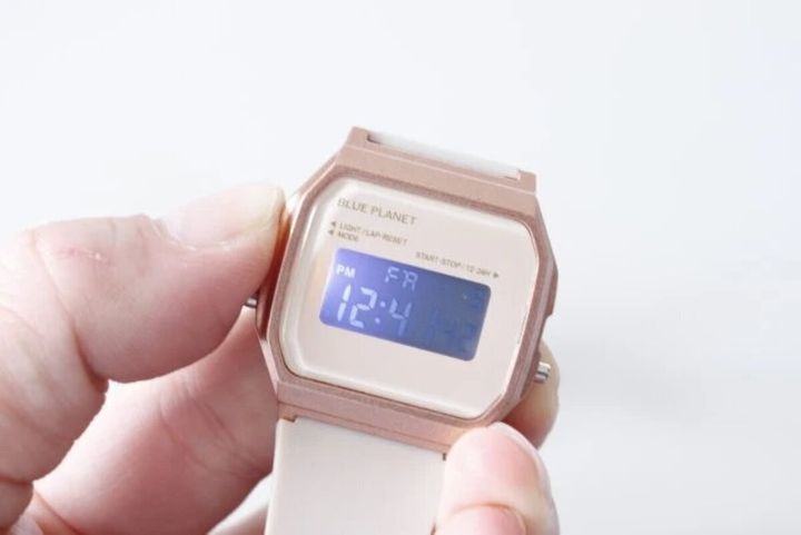ダイソー デジタルウォッチ（ブループラネット、ベージュ） LEDライト