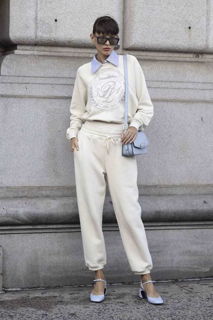 画像: 澄んだ水色を差しクラスアップ