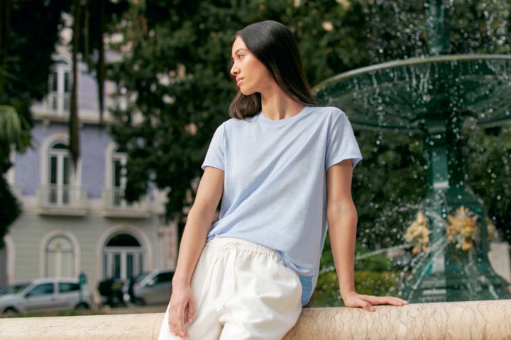 リネンクルーネックT￥3,990