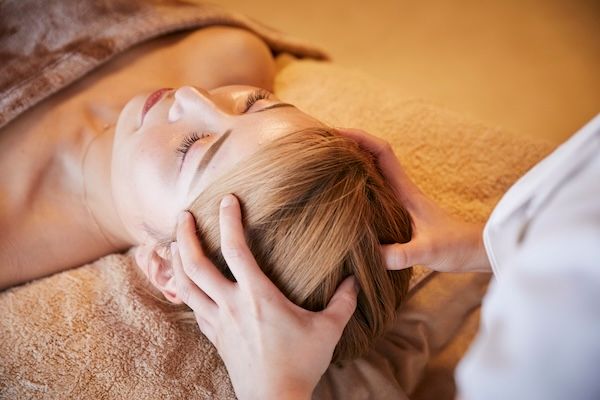 【滋賀県甲良町・東近江市】よもぎ蒸し専門店「よもぐるみ」に春の不調を癒す限定コース登場！温活でリラックス