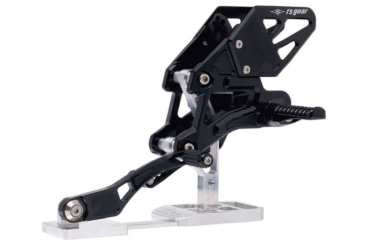 【CB1000Fカスタム】アールズ・ギア「スペンサー・スタイル」のチタンフルエキをご紹介！