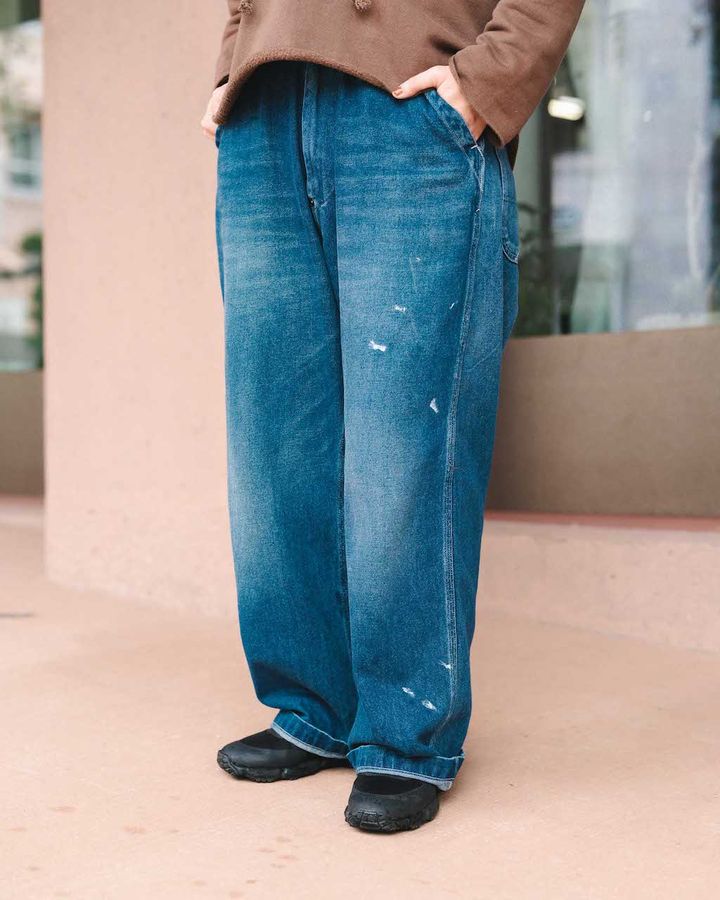 春を感じる“デニムパンツ”ルック5選。定番アイテムこそ着こなしで個性的に【TOKYO SNAP】