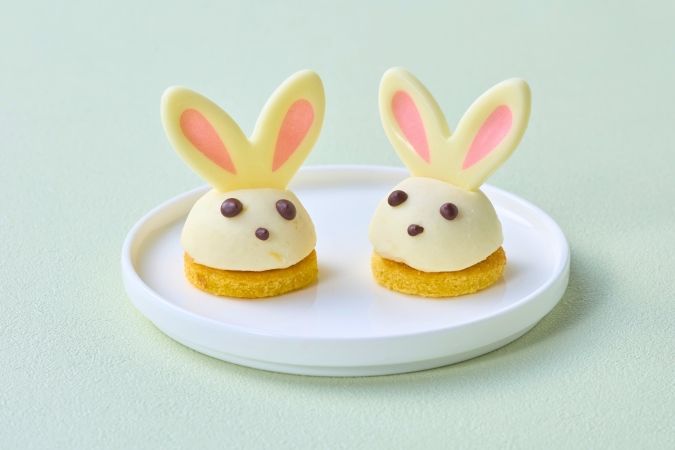 ホテルJALシティ福岡 天神「イースターガーデンアフタヌーンティー」 うさぎのレアチーズケーキタルト