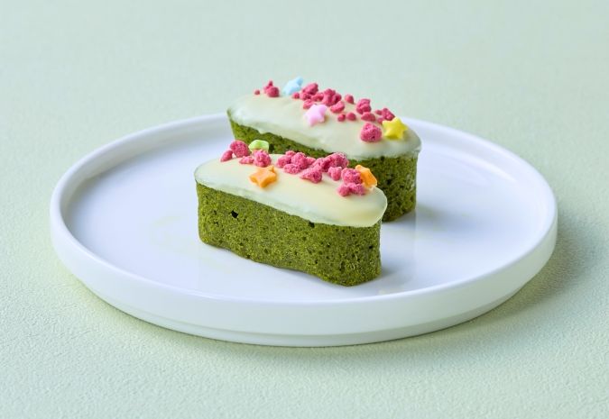 ホテルJALシティ福岡 天神「イースターガーデンアフタヌーンティー」 八女抹茶のフィナンシェ