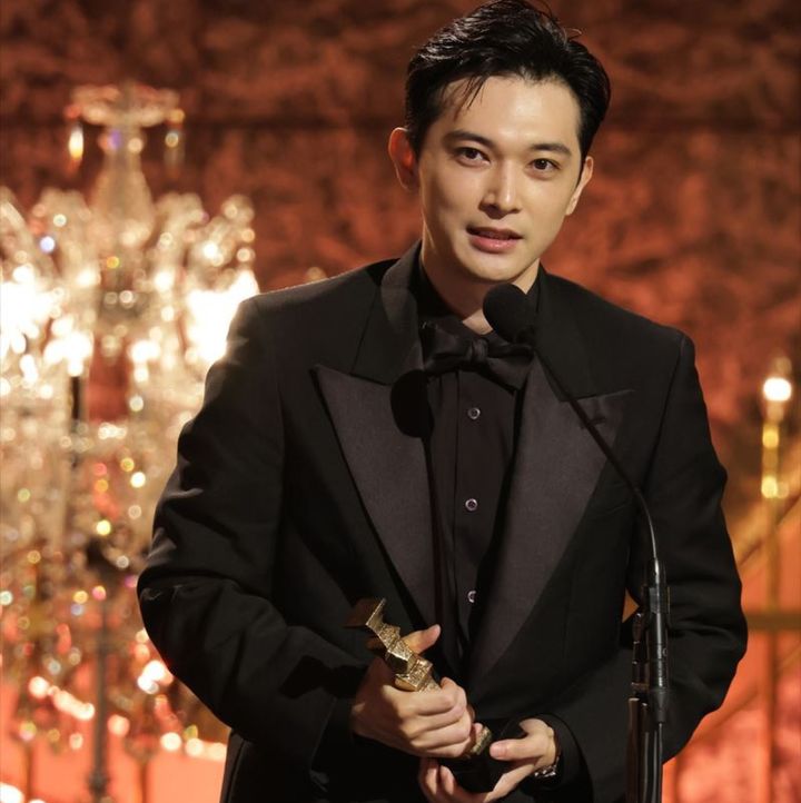 ＜第49回日本アカデミー賞＞最優秀主演男優賞は吉沢亮！ （C）日本アカデミー賞協会 width=