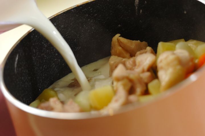 鶏肉の和風ミルクスープ煮の作り方3