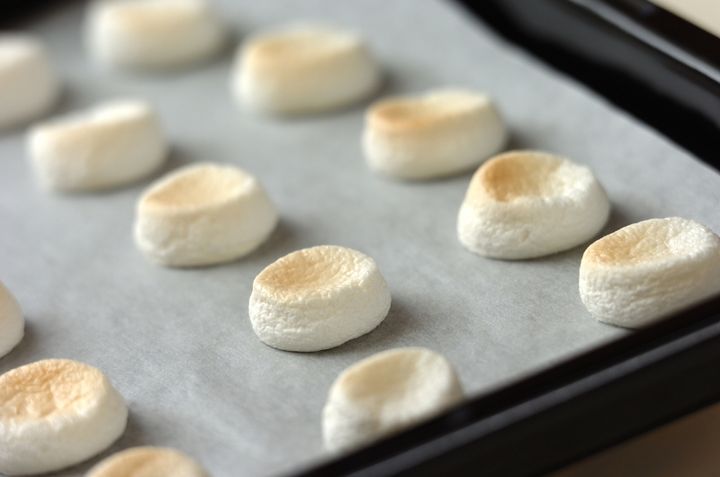 簡単お菓子に！初心者や子供向け マシュマロクッキーの作り方1