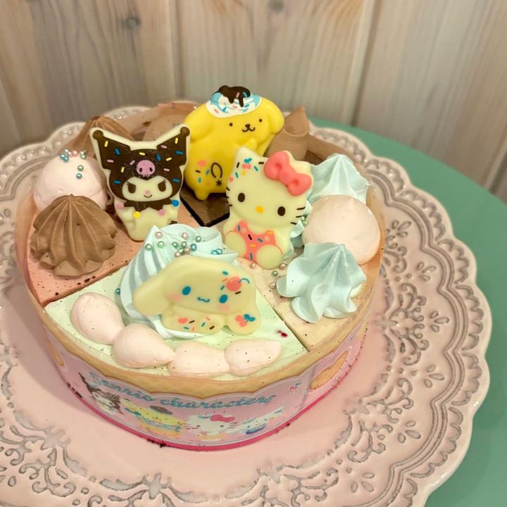 サンリオ アイスクリームケーキ