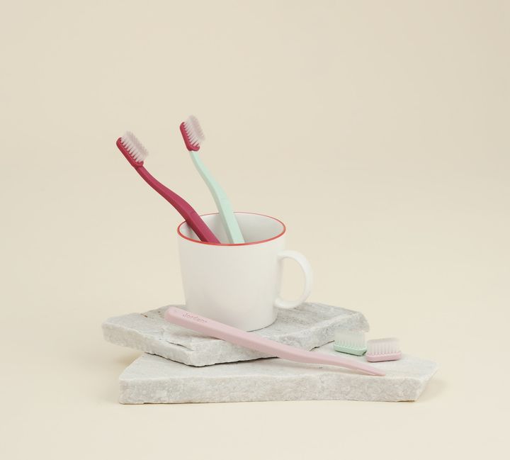 Jordan「ヘッド交換式歯ブラシ グリーンクリーン チェンジ」歯ブラシにもリフィルの時代が到来。