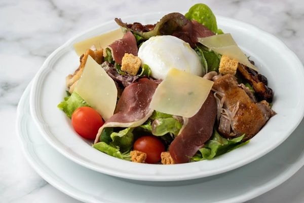 【東京都港区】参道駅から徒歩4分の場所に、カフェ・オールデイダイニング「LA＆LE」オープン！