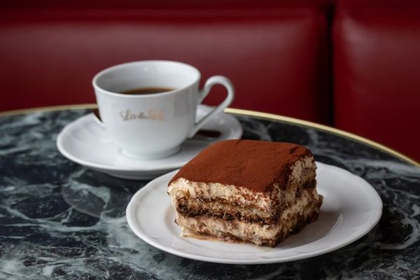 【東京都港区】参道駅から徒歩4分の場所に、カフェ・オールデイダイニング「LA＆LE」オープン！