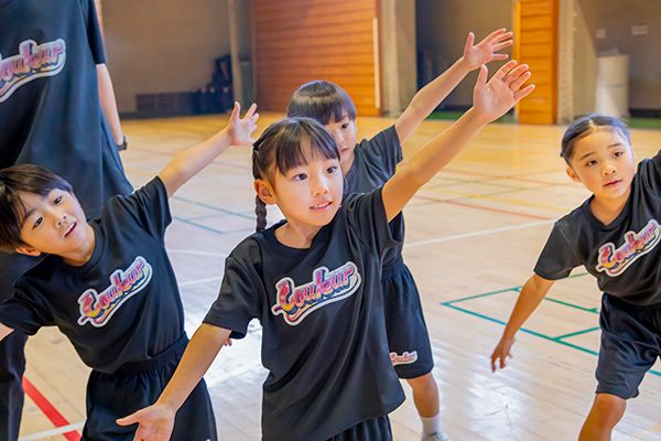 紹介が断然おトク！リーフラススポーツスクール「春トクトクキャンペーン」開催中