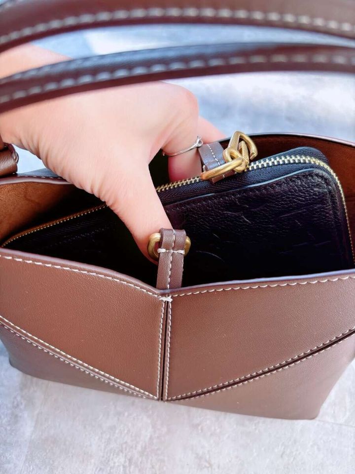 ZARA MINI SACA PESPUNTES サイズ感