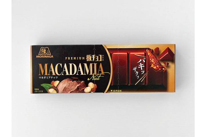 森永製菓 プレミアム板チョコアイス マカダミアナッツ／￥351（税込み）