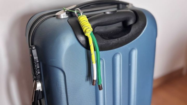 スーツケースの目印は100均で！家族旅行にもぴったり♪【ダイソー・セリア・キャンドゥ】