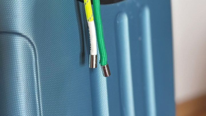 スーツケースの目印は100均で！家族旅行にもぴったり♪【ダイソー・セリア・キャンドゥ】