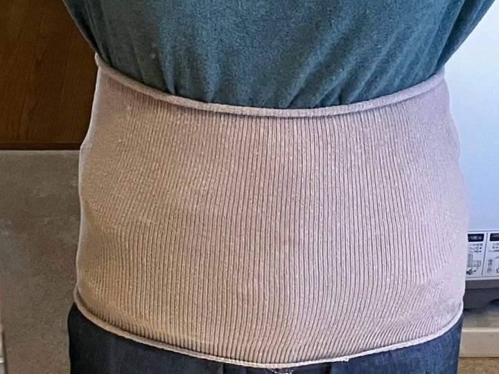 DAISO(ダイソー)：のびーるはらまき(レディース、吸湿発熱)