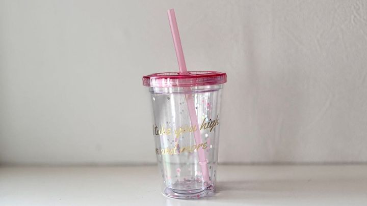 100均のタンブラーが想像以上で感動！ 蓋付きやストロー付きなど機能も十分