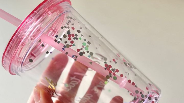 100均のタンブラーが想像以上で感動！ 蓋付きやストロー付きなど機能も十分