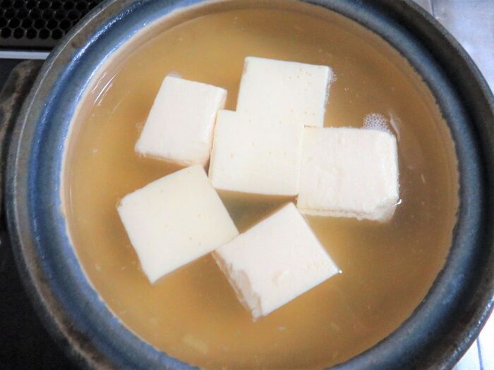 もう『ボロボロのゆで卵』は卒業！お家にあるアイテムをちょい足しするだけで、プロ級の仕上がりに♡